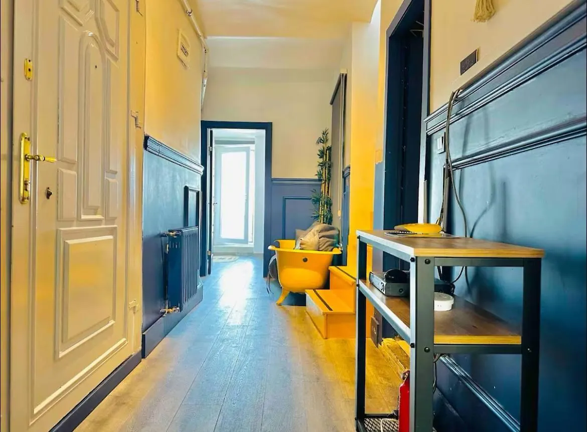 Duomo Casa Con Parcheggio - La Meraviglia Milan Italy